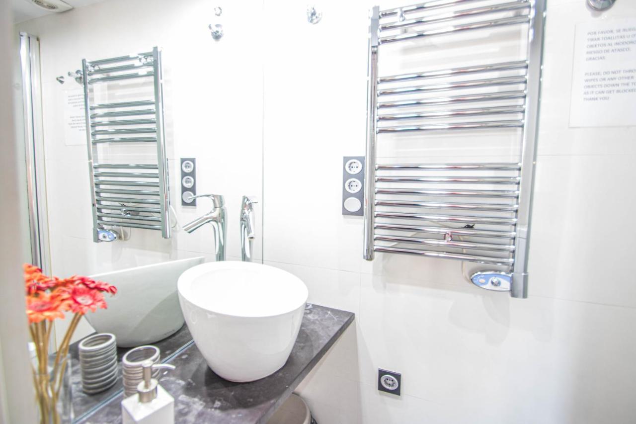 Plaza Nueva Apartment Granada By A3Rentals ภายนอก รูปภาพ